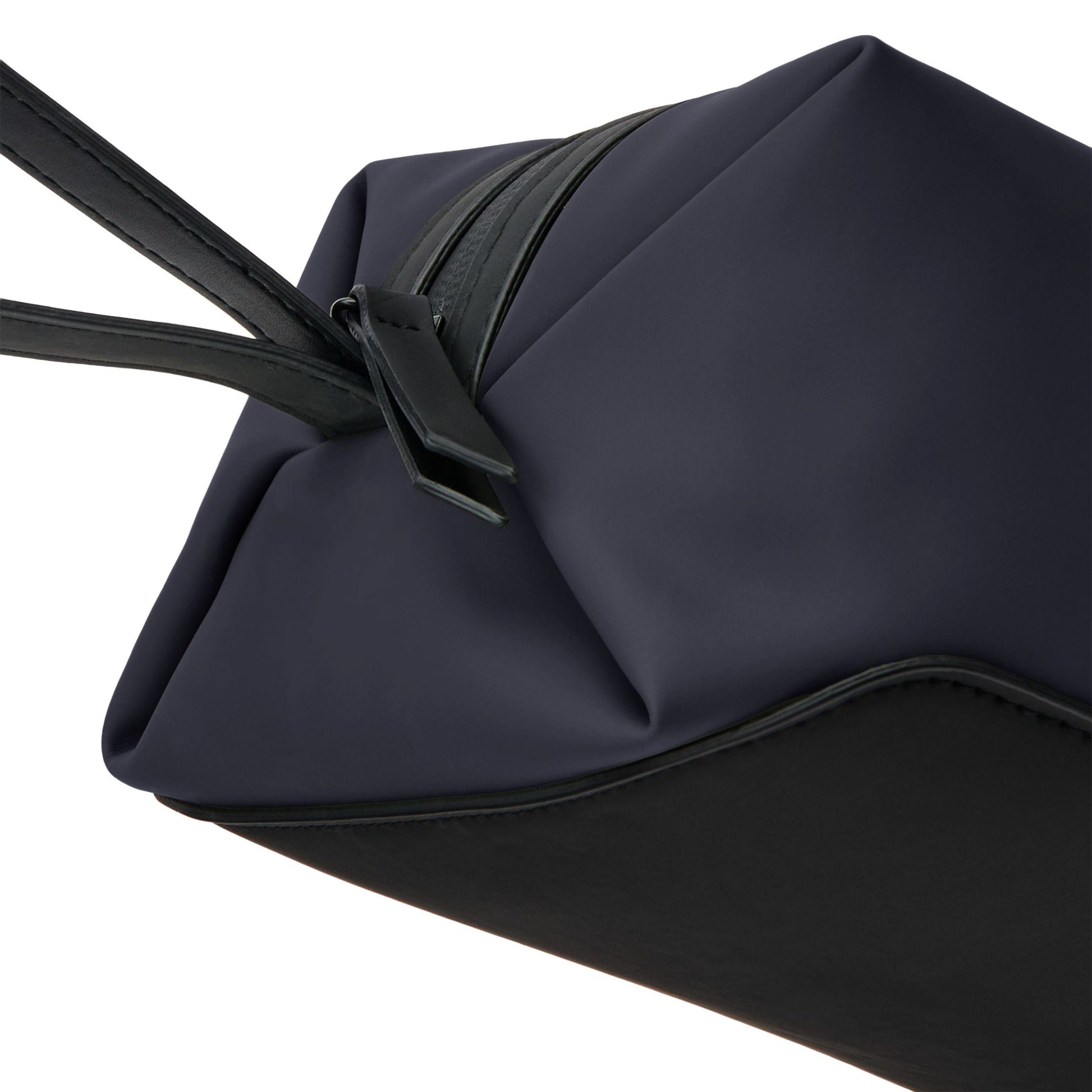 Toiletry Bag Easton Navy